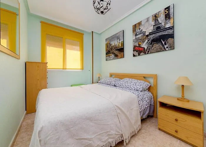 Cozy With Pool At Iryna & Wojtek Near Beach, Shops And Restaurants Apartamento *