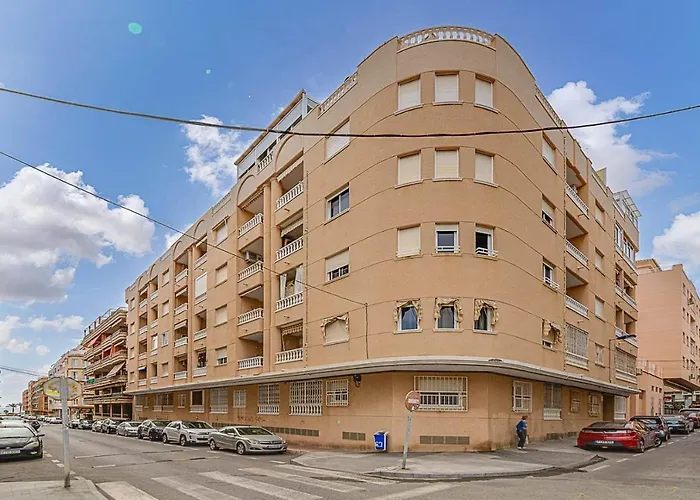 Cozy At Iryna & Wojciech Near The With Pool * Torrevieja